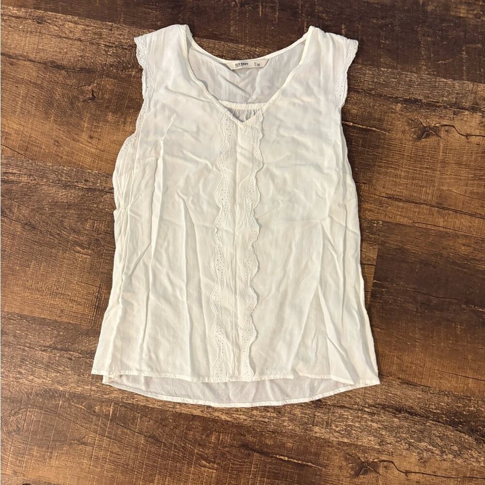 Old Navy Cream Sleeveless Blouse
